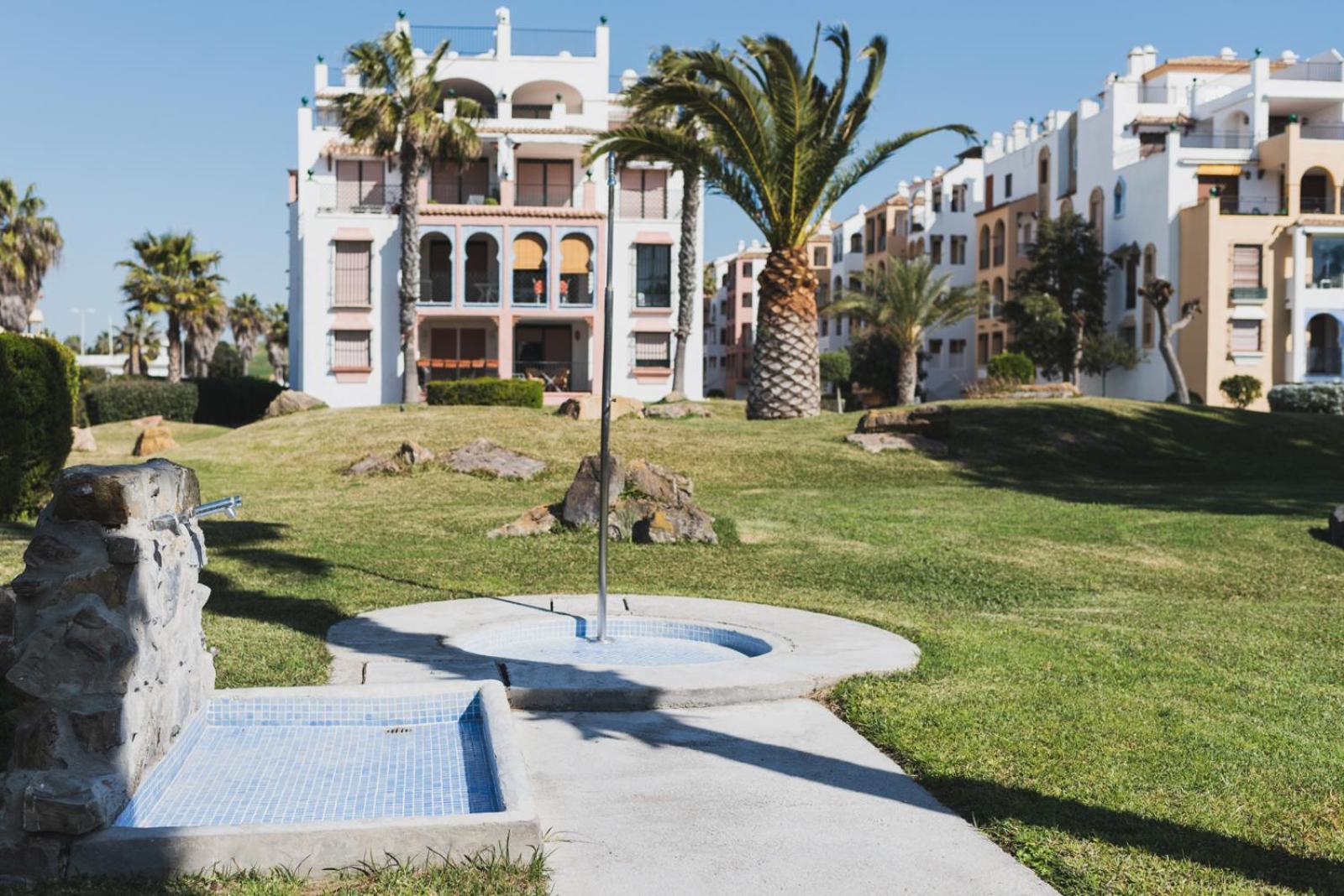Apartamento Snap - A Pie De Playa Захара де лос Атунес Екстериор снимка